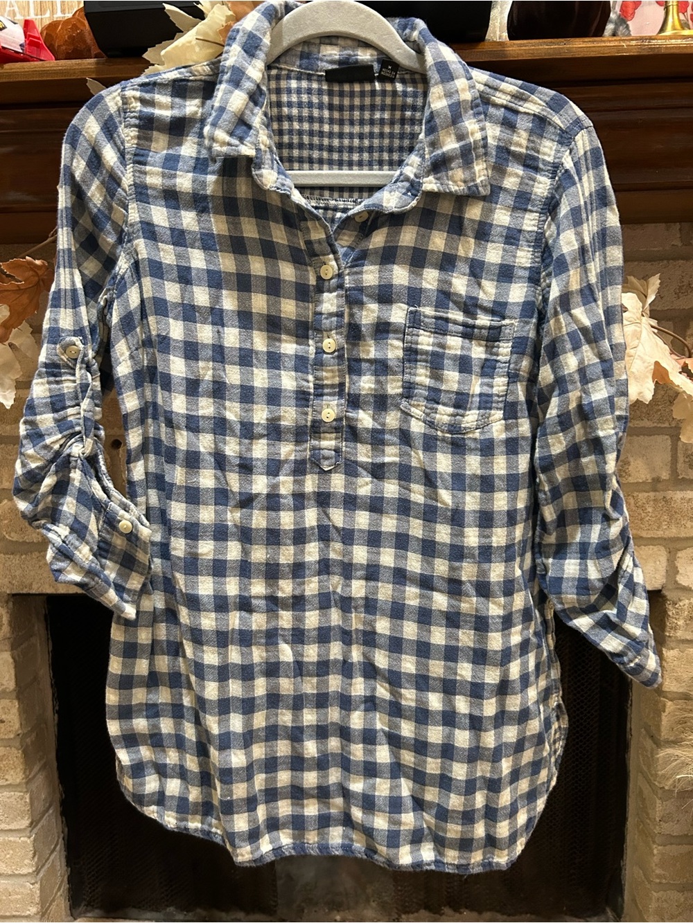 a.n.a Blue and White Gingham Button-Front Tunic Shirt EUC